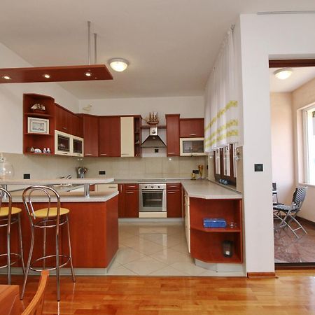 Polo Apartments Rovinj Exteriör bild