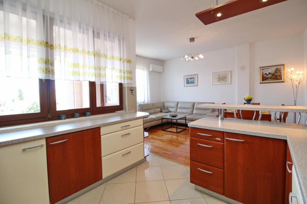 Polo Apartments Rovinj Exteriör bild