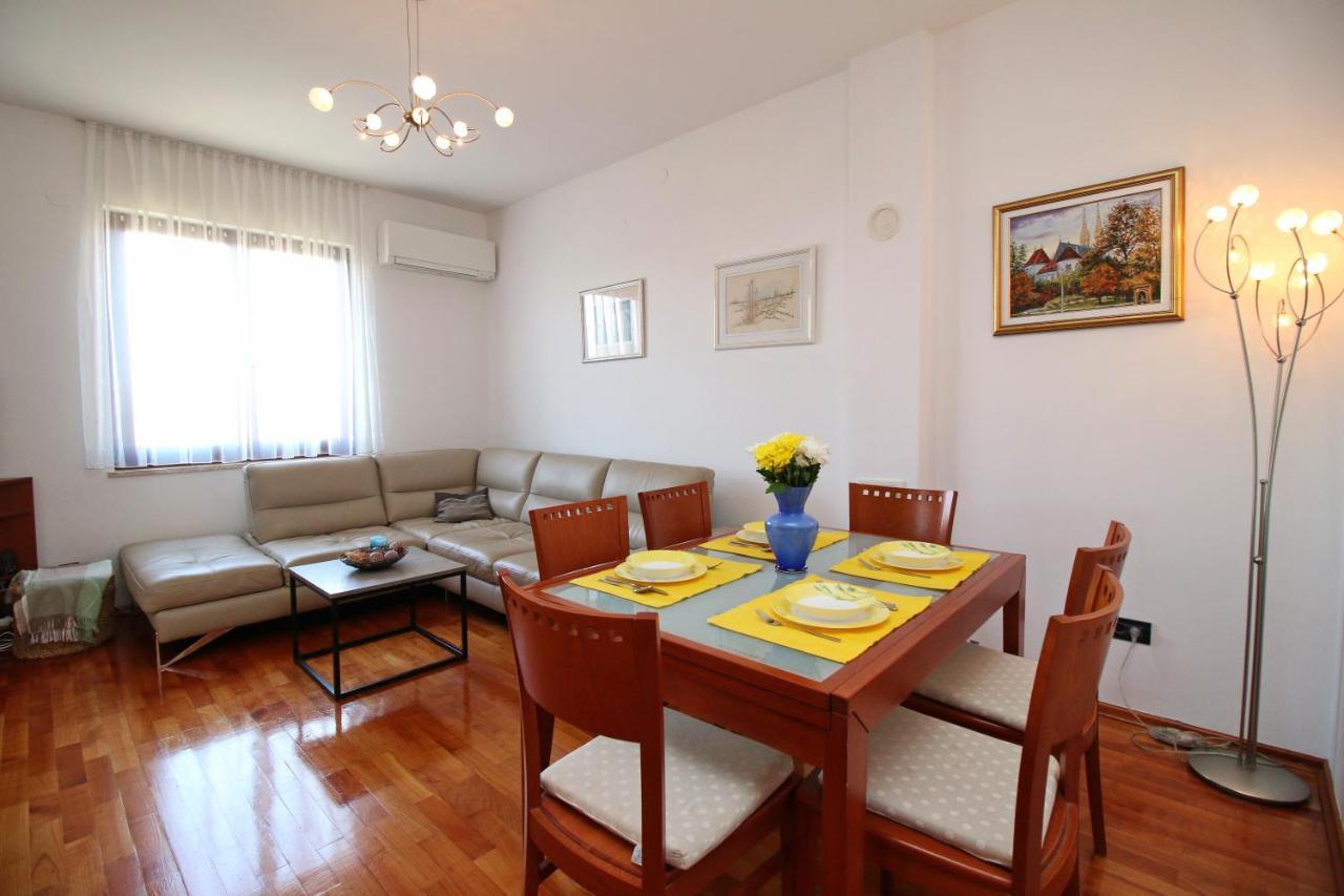 Polo Apartments Rovinj Exteriör bild
